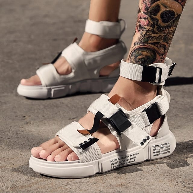 2019 nuevo de malla de aire zapatos de los hombres sandalias de verano caminando sandalias para hombre al aire libre playa zapatos casuales de moda de hombre sandalias k3 JWNB525622 szt0