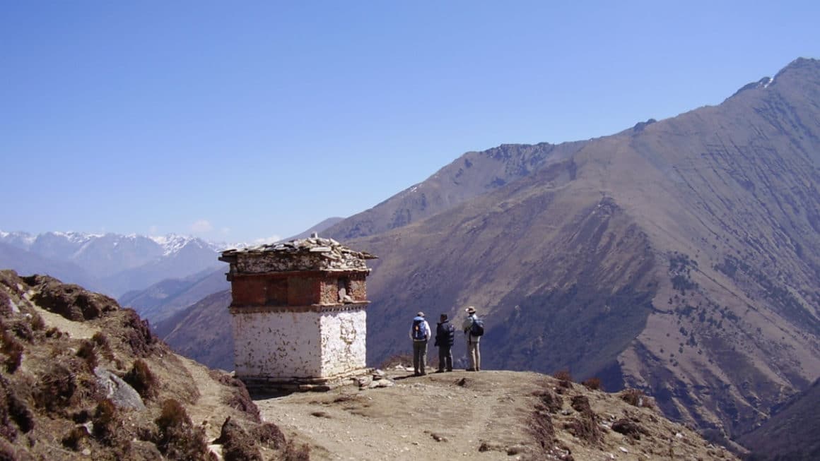 Jhomolhari Trek Bután by Ian Cochrane Flickr CC BY 2.0 1200x675
